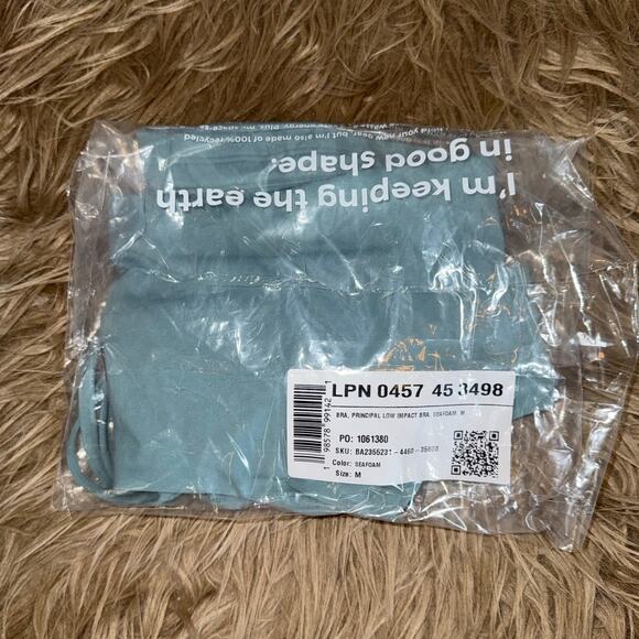 New Fabletics Principal Low Impact Sports Bra Seafoam Women's size M - Picture 3 of 8